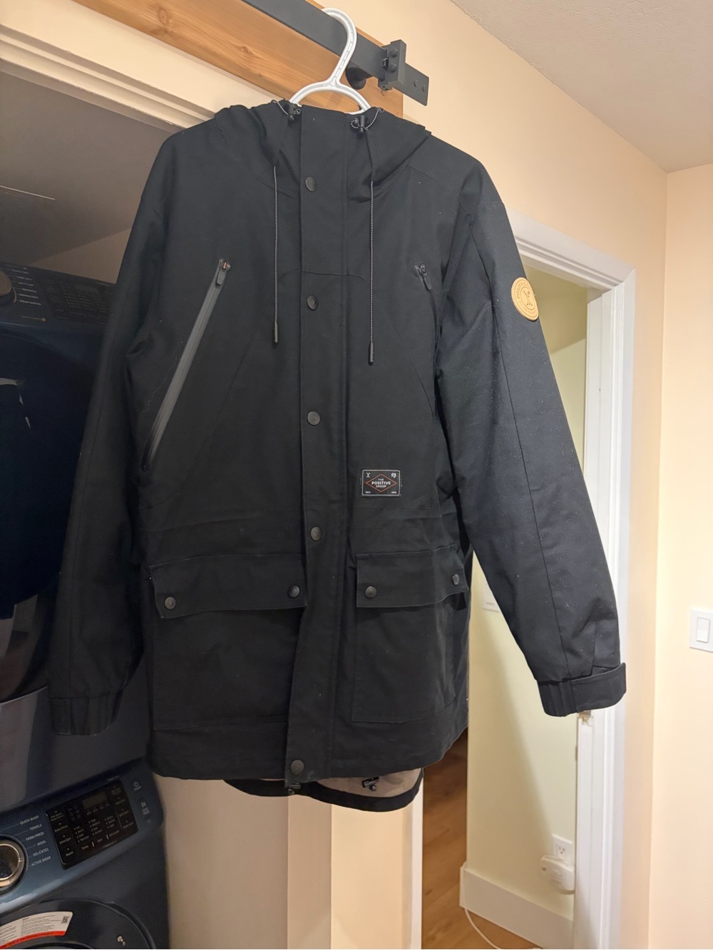 Men's Black Ski & Snowboard Hooded Snow Jacket